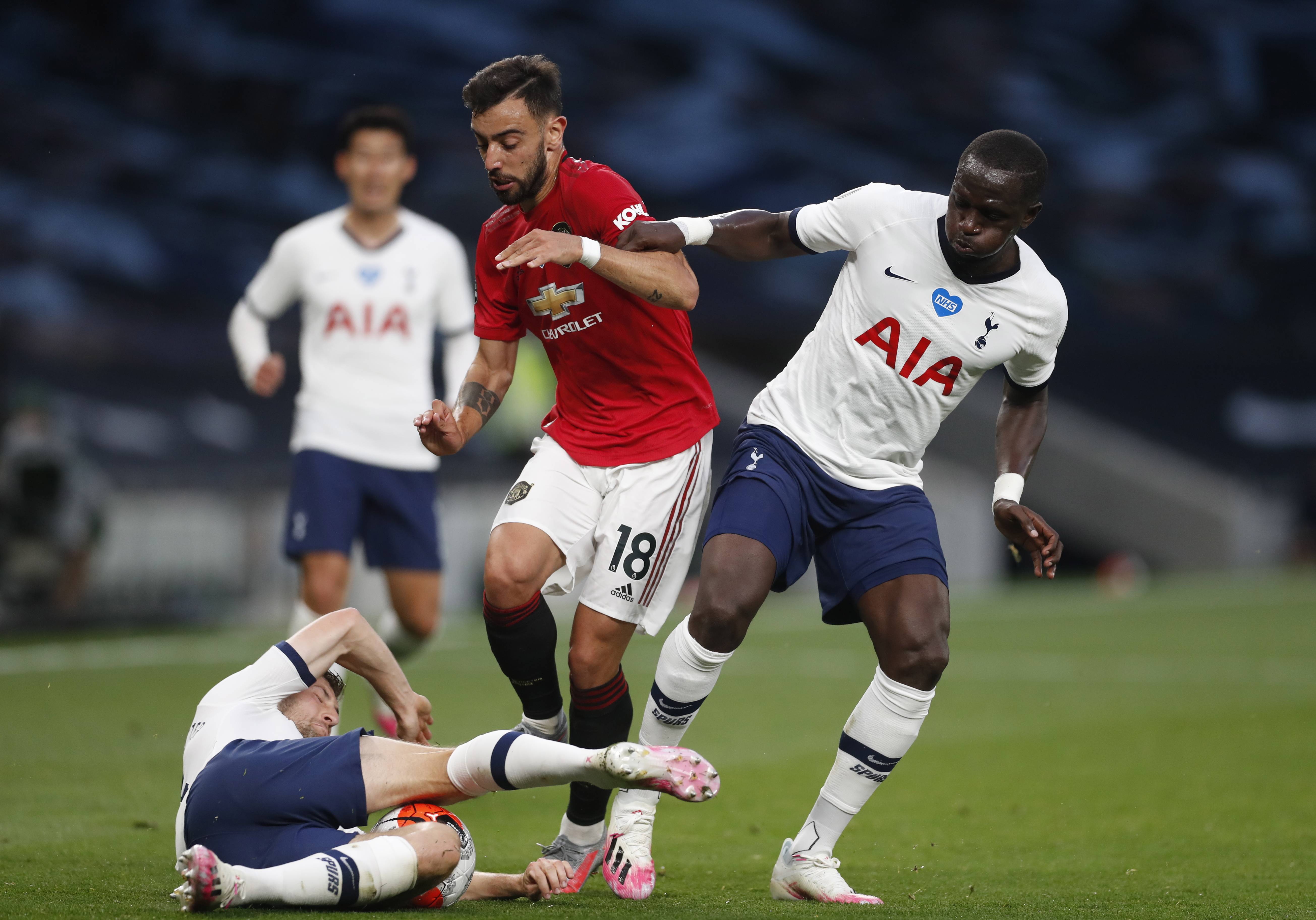 他凭借仅后 他凭借仅后